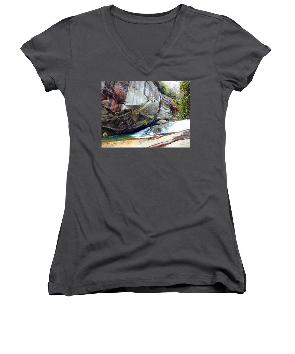Duane Mccullough Women's V-Neck featuring the photograph Birdrock Waterfall in Spring by Duane McCullough