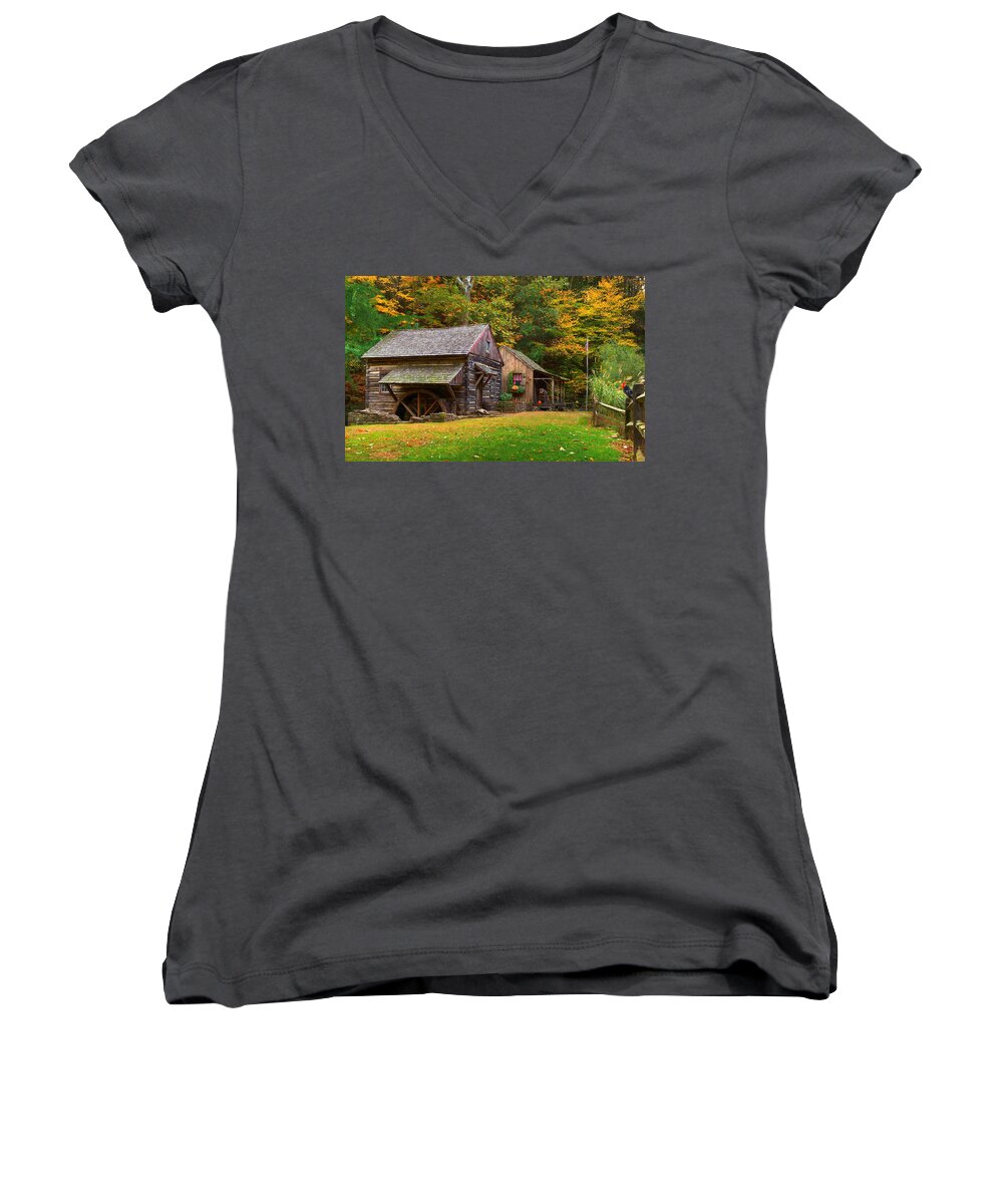 Farm Women's V-Neck featuring the photograph Fall Down on the Farm by William Jobes