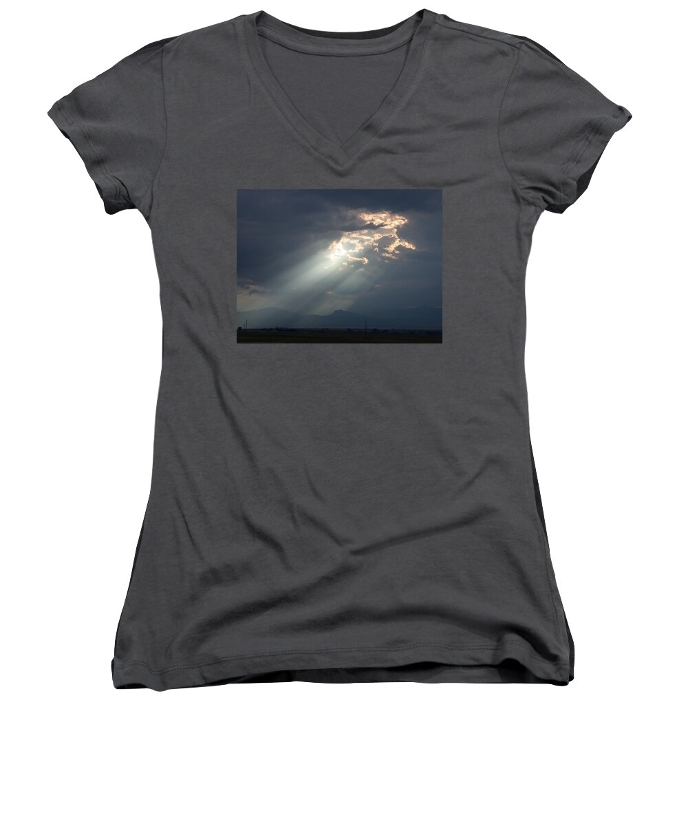 Rays Women's V-Neck featuring the photograph Heavenly Rays by Shane Bechler