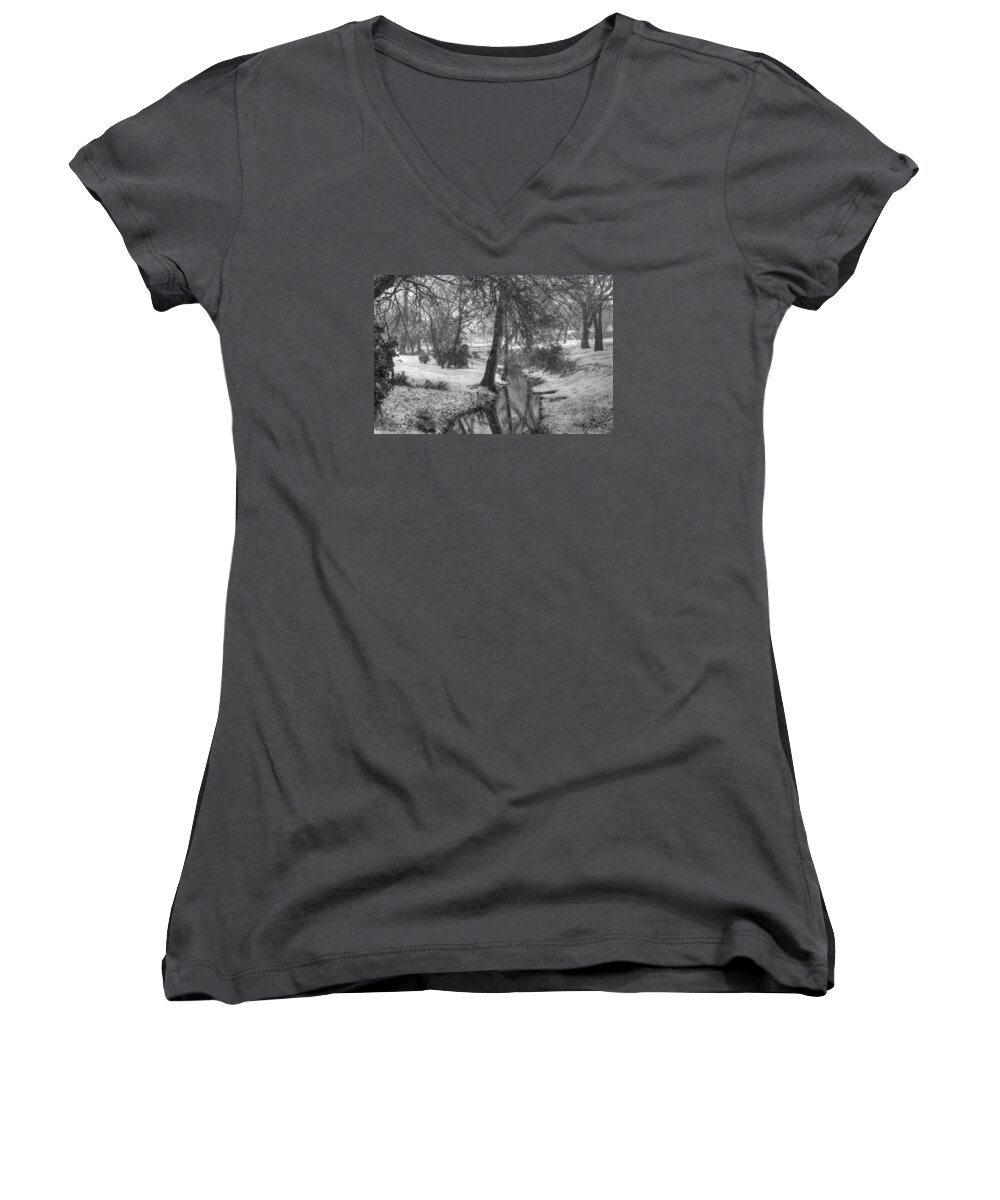 Winter Women's V-Neck featuring the photograph Jack Frost Bites by Bill Hamilton
