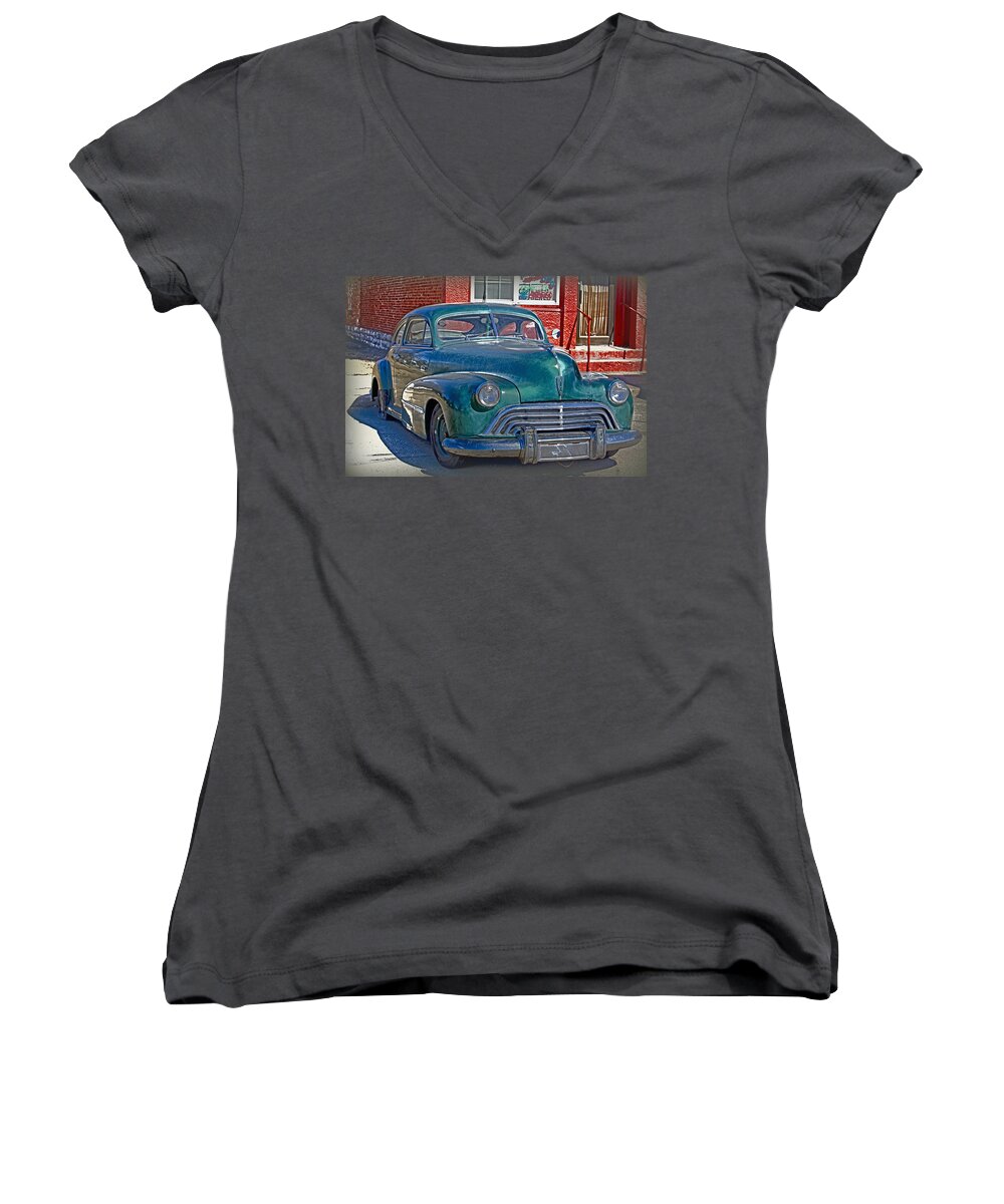 Car Women's V-Neck featuring the photograph Just A Flat by Lynn Sprowl