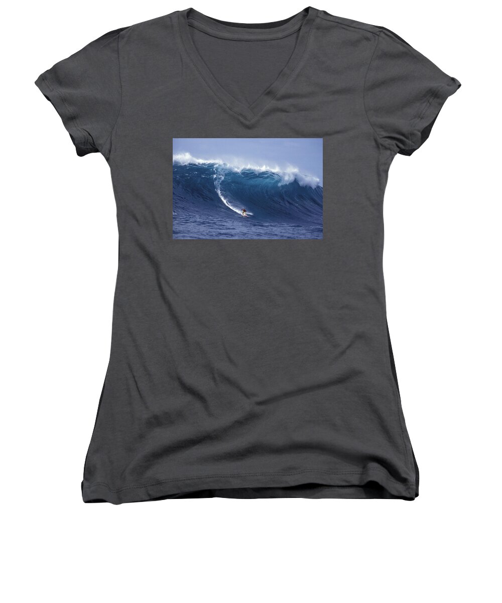 Big Wave Surfers Women's V-Neck featuring the photograph Man Vs Mountain by Sean Davey