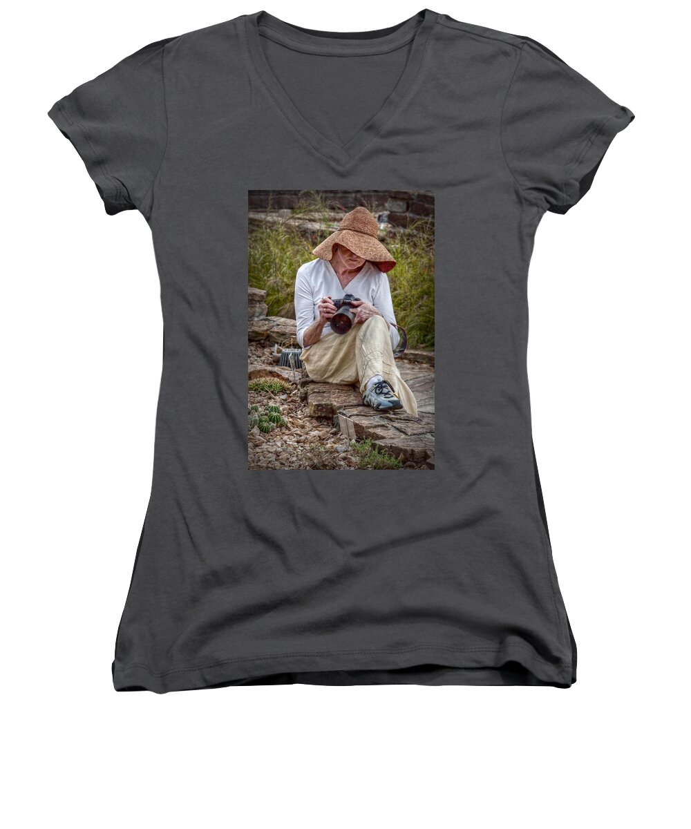 Photographer Women's V-Neck featuring the digital art Photographer by Linda Unger