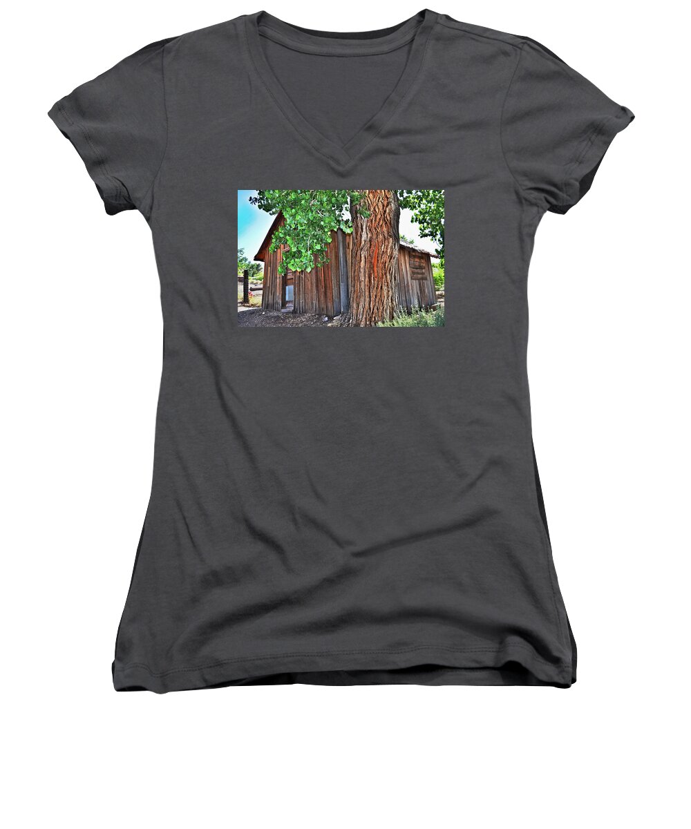 Goodsprings Women's V-Neck featuring the photograph Pioneer Cabin by Spencer Hughes
