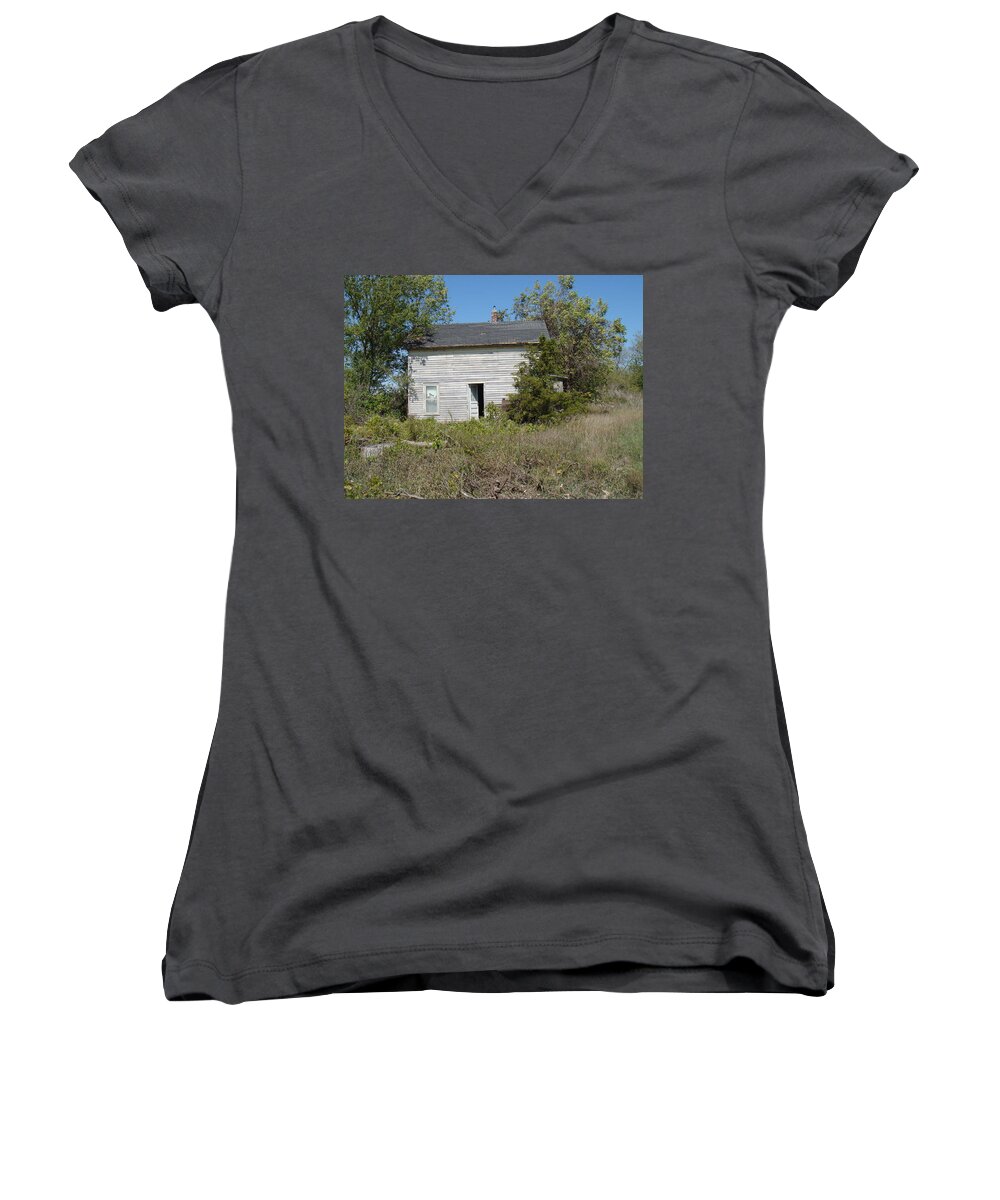 Abandoned Women's V-Neck featuring the photograph Abandoned by Bonfire Photography