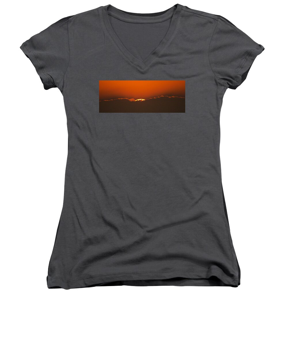 Africa Women's V-Neck featuring the photograph Almost gone by Alistair Lyne