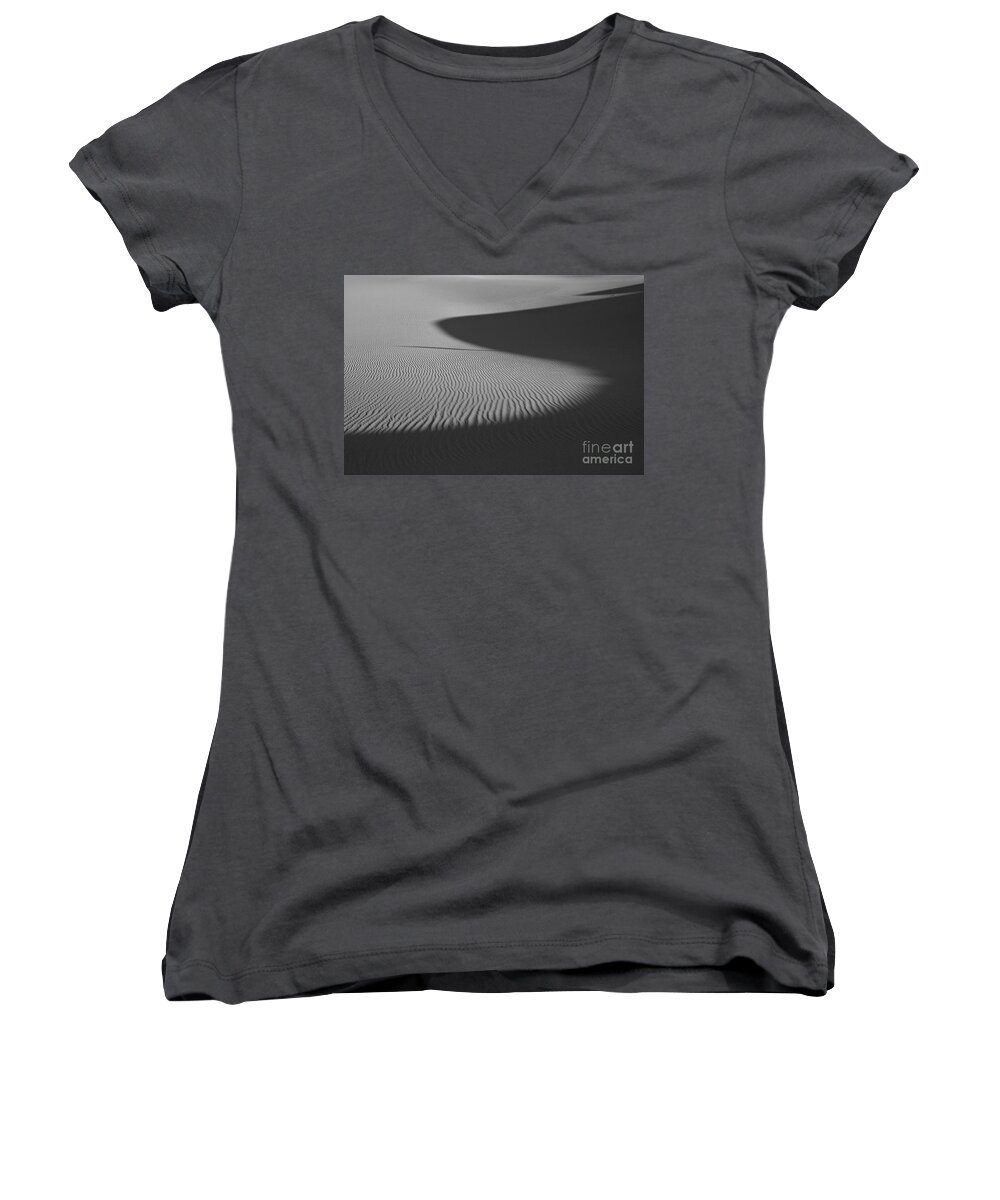 Desert Women's V-Neck featuring the photograph Light and shade by Olivier Steiner