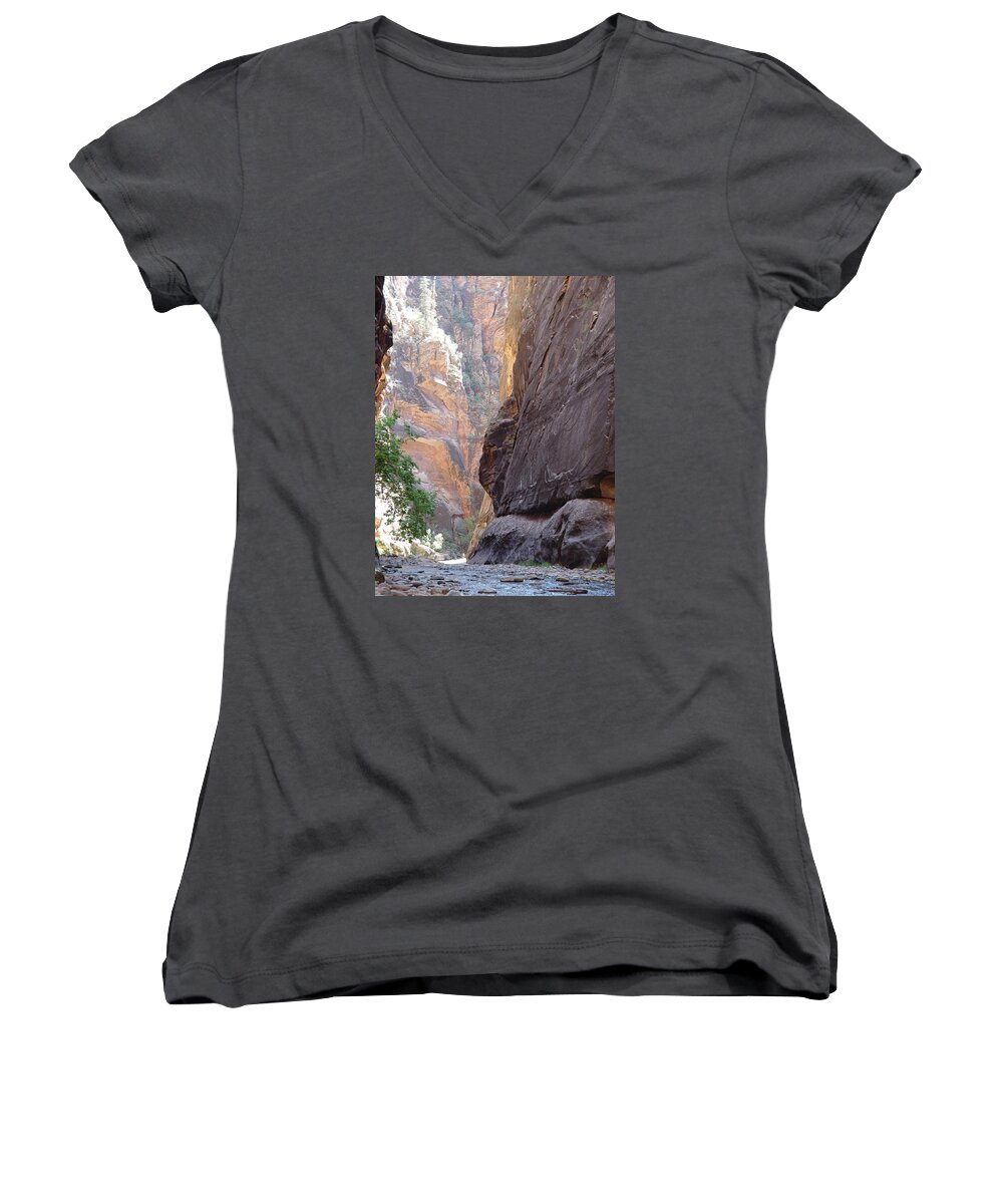 Zion Awe Women's V-Neck featuring the photograph Zion Awe by Elizabeth Sullivan