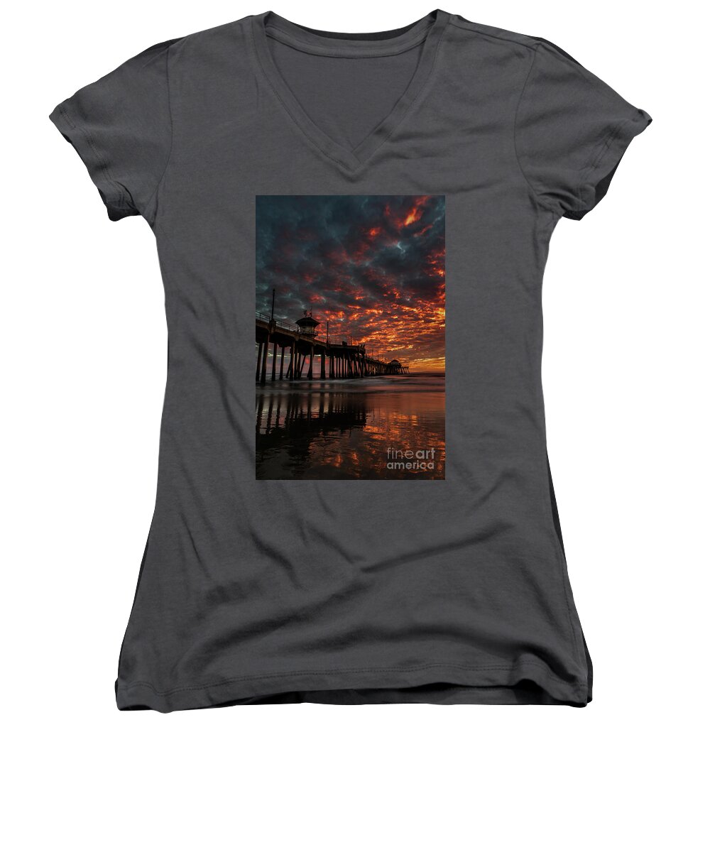 Beach Women's V-Neck featuring the photograph Sunset over Huntington Beach Pier #2 by Peter Dang