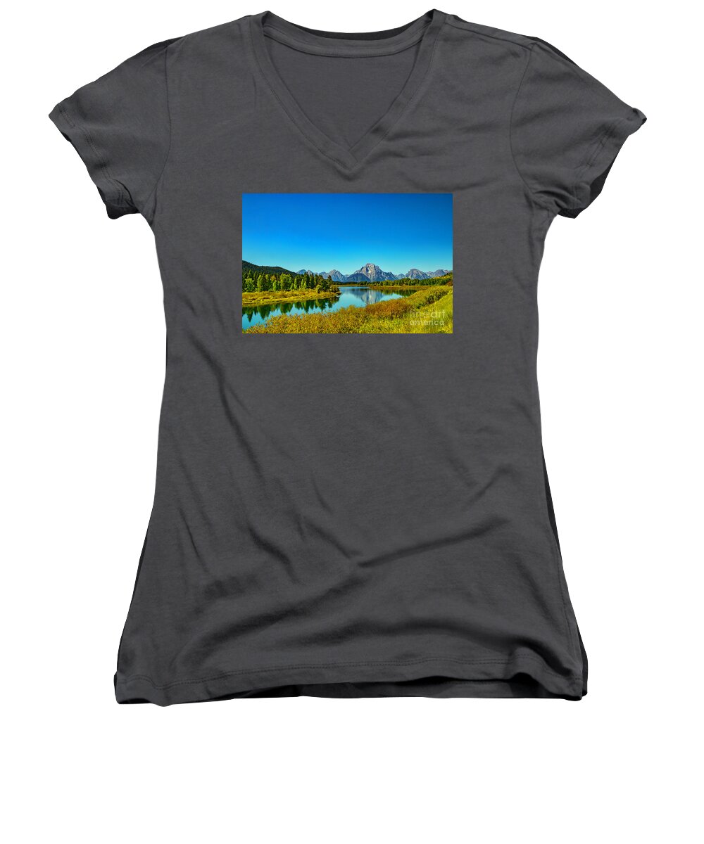 Landscape Women's V-Neck featuring the photograph Mount Moran #2 by Mark Jackson