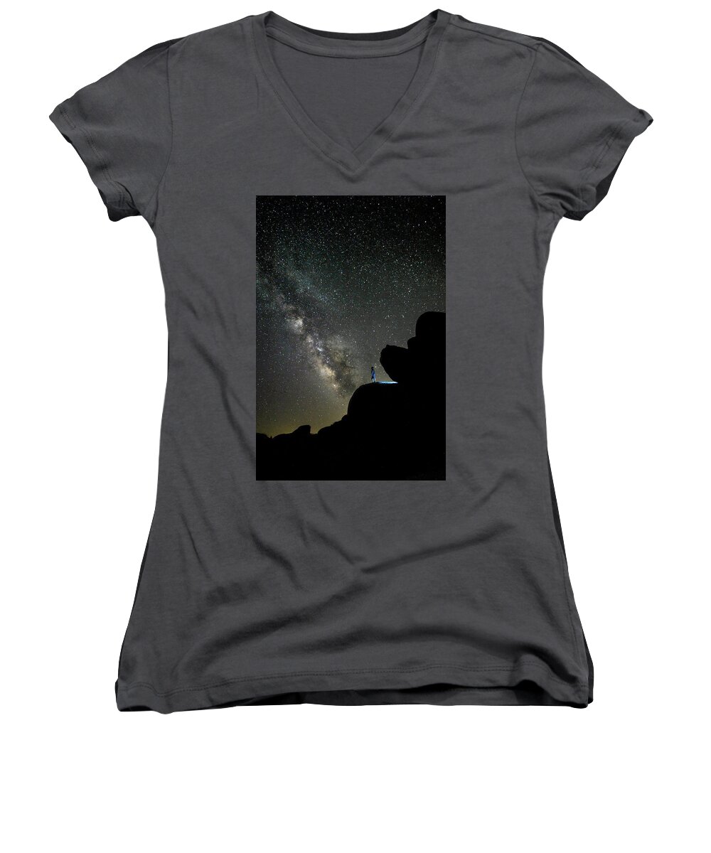 Desert Women's V-Neck featuring the photograph 30 Seconds of My Life Pt. IX by Ryan Weddle