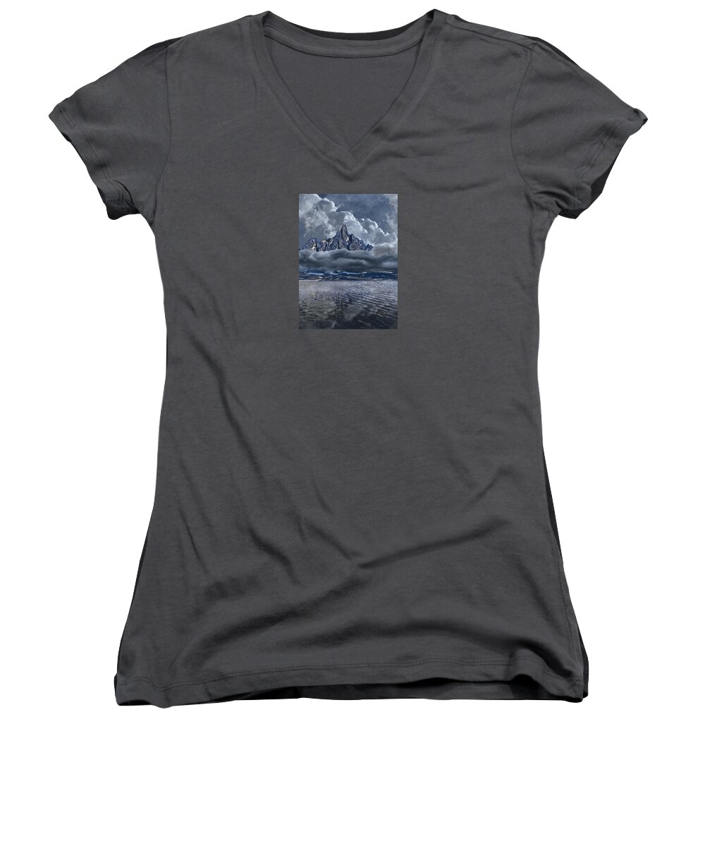 Mountains Women's V-Neck featuring the photograph 4187 by Peter Holme III