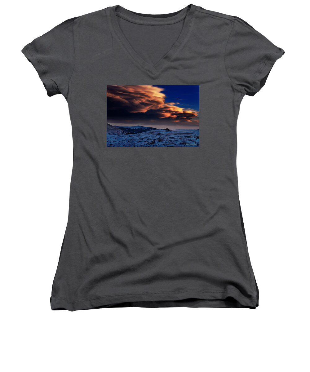 Spectacular Women's V-Neck featuring the photograph A Lenticular Landscape by Brian Gustafson