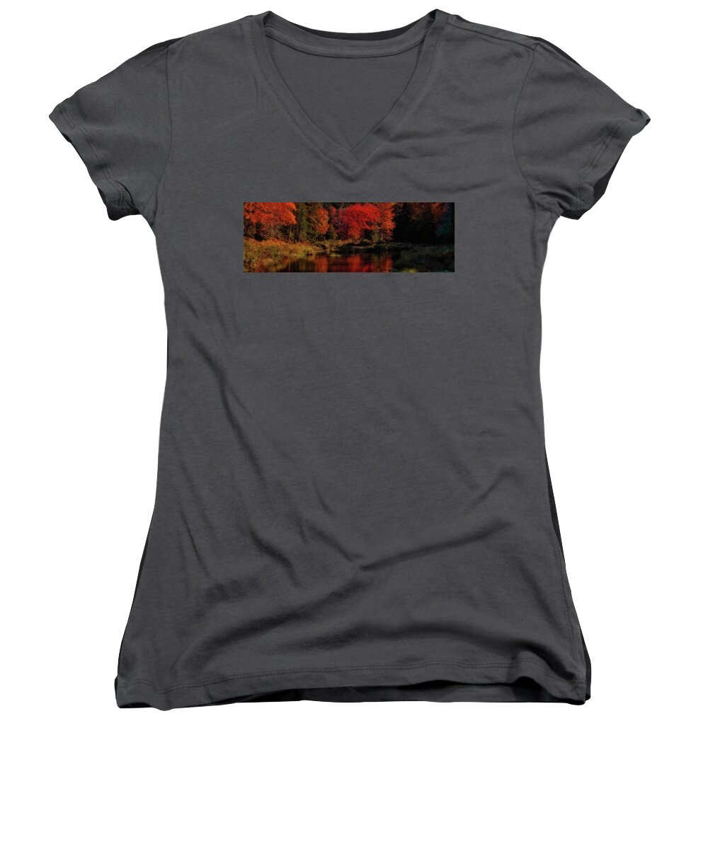 Autumn Panorama Women's V-Neck featuring the photograph Autumn Panorama by David Patterson