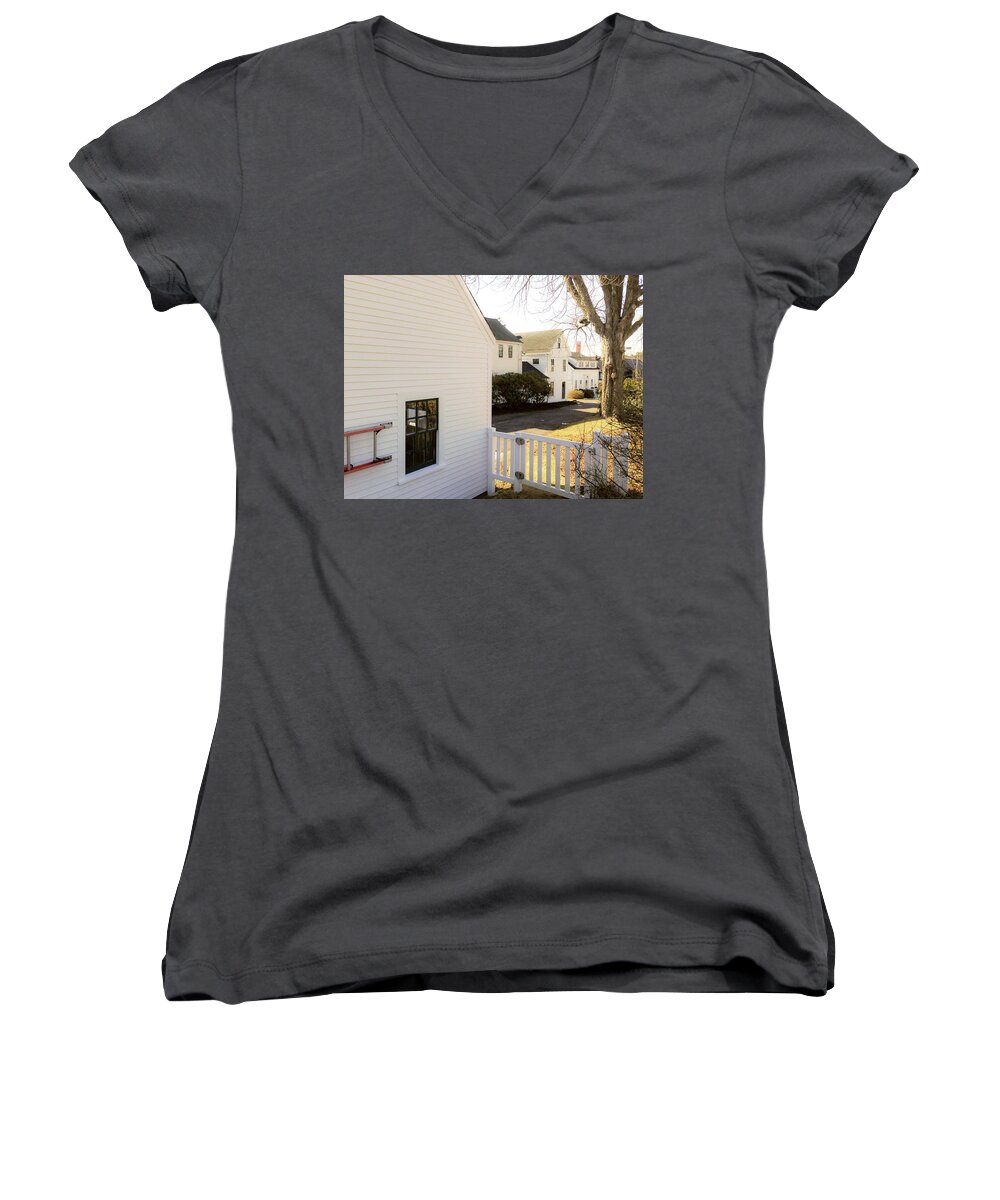  Women's V-Neck featuring the photograph Bray house property by Mark Alesse