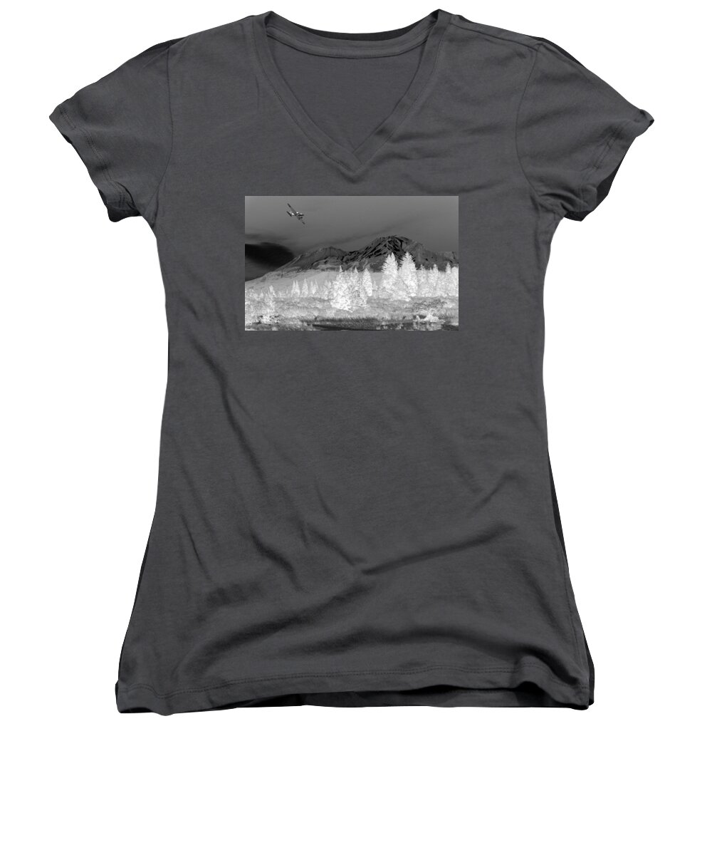 Mount Shasta Women's V-Neck featuring the photograph Breathtaking In Black and White by Joyce Dickens