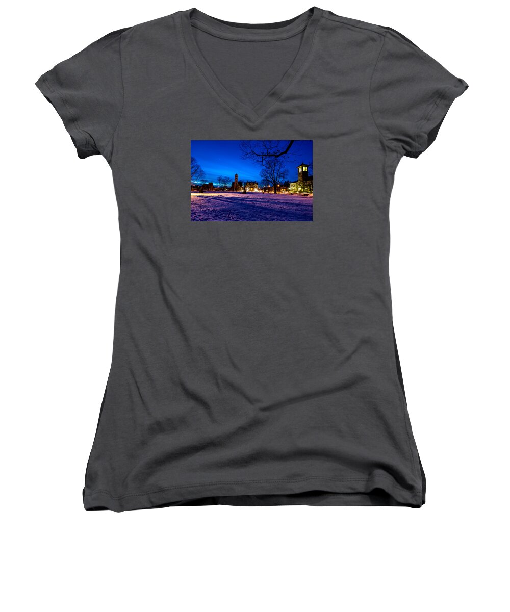 Clinton Women's V-Neck featuring the photograph Central Parl by Robert McKay Jones