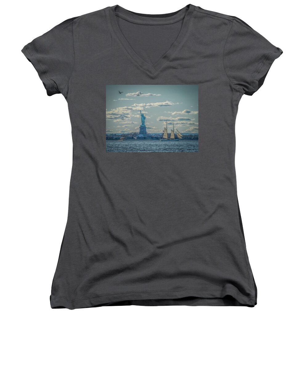 Jeffrey Friedkin Photography Women's V-Neck featuring the photograph Coming to America by Jeffrey Friedkin