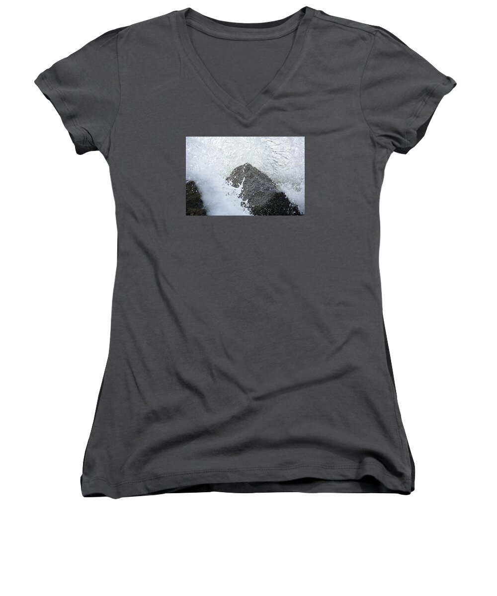 Scenery Women's V-Neck featuring the photograph Crashing Wave by Kenneth Albin