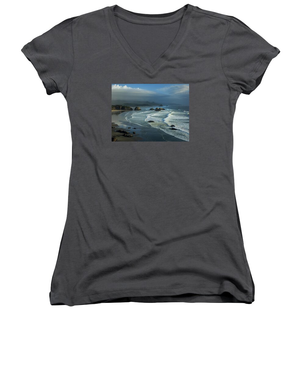 Beach Women's V-Neck featuring the photograph Crescent Beach and Surf by Robert Potts