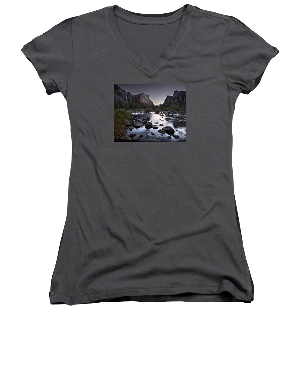 Elcapitan Women's V-Neck featuring the photograph Dawn at Yosemite Gate by Denise Dube
