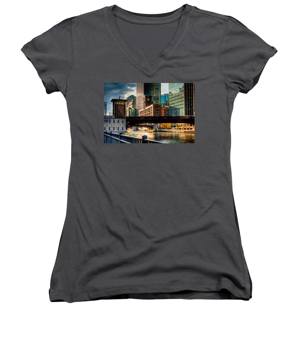 Chicago Women's V-Neck featuring the photograph Dearborn Bridge by Anthony Doudt