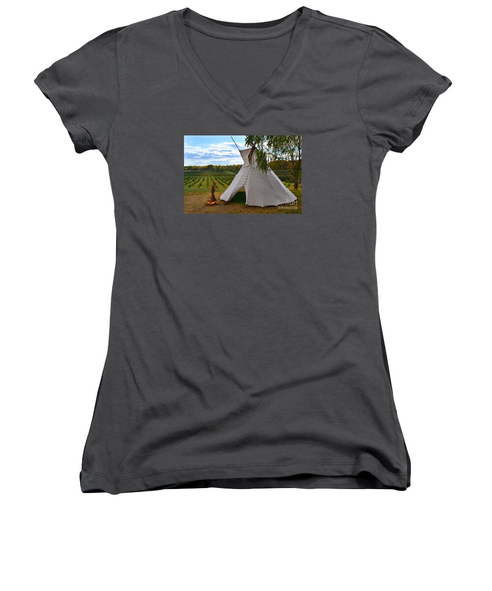 Tee Pee Women's V-Neck featuring the photograph Dull Tree Farm Teepee by Amy Lucid