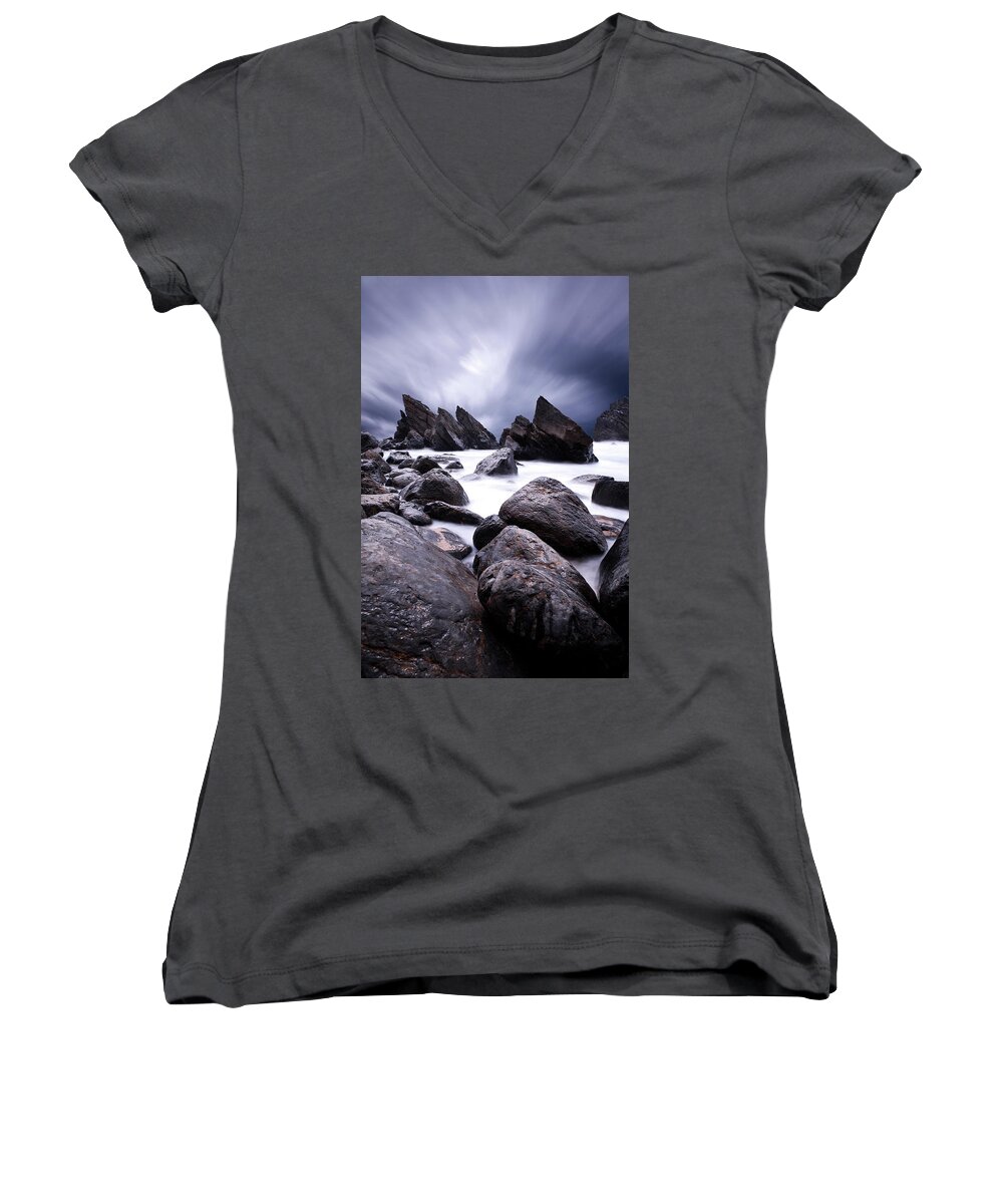 Jorgemaiaphotographer Women's V-Neck featuring the photograph Flowing by Jorge Maia