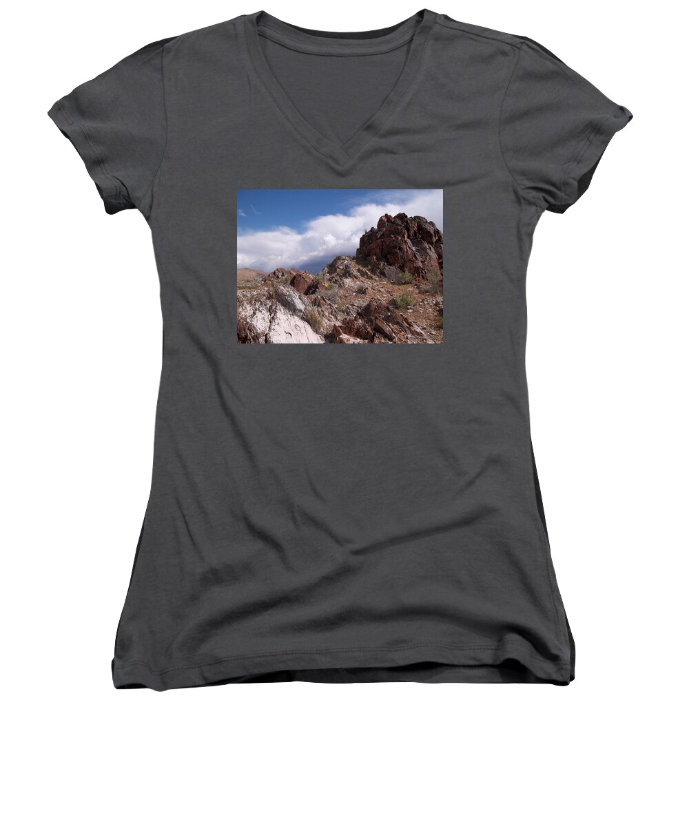 Rocks Women's V-Neck featuring the photograph Formations by Glenn McCarthy Art and Photography