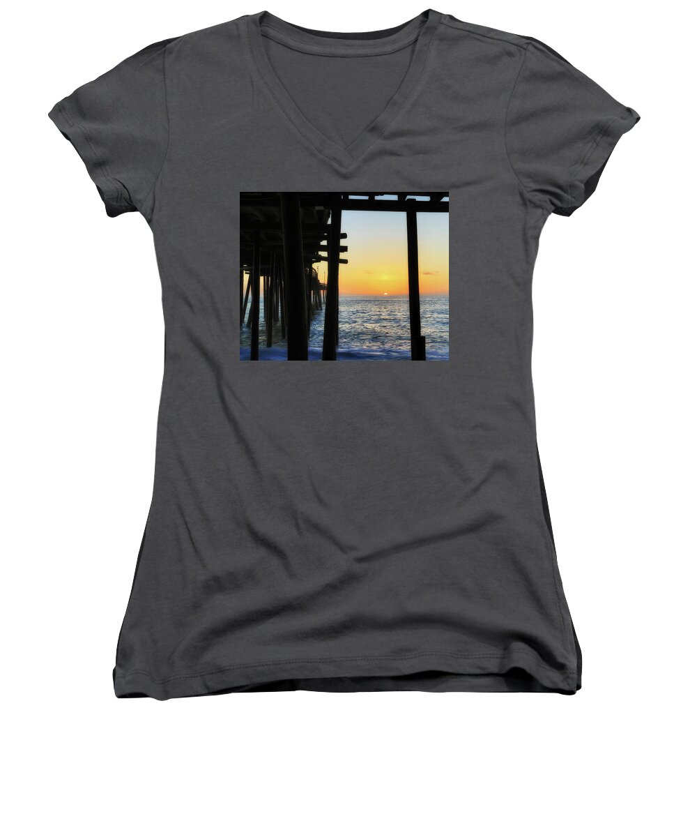 East Coast Women's V-Neck featuring the photograph Framing the Sunrise by Art Cole