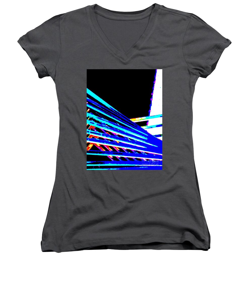 Geometric Waves Women's V-Neck featuring the photograph Geometric Waves by Tim Townsend
