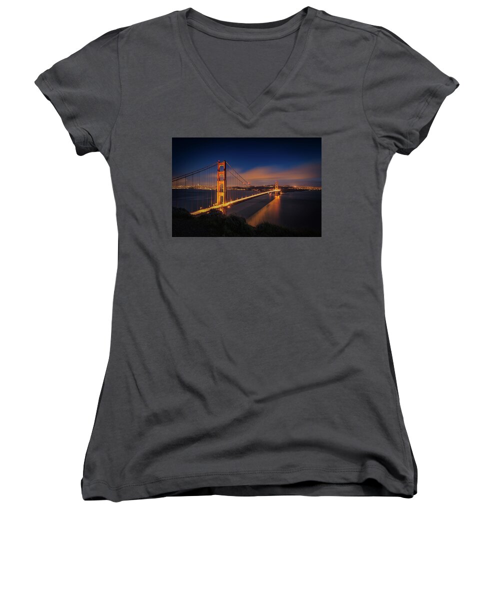 Alkatraz Women's V-Neck featuring the photograph Golden Gate by Edgars Erglis