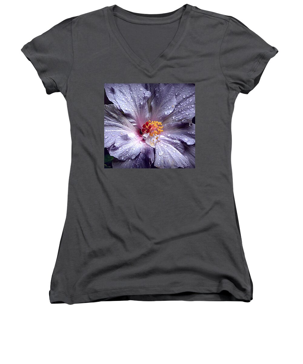 Hibiscus Women's V-Neck featuring the photograph Hibiscus in the Rain by Lori Seaman