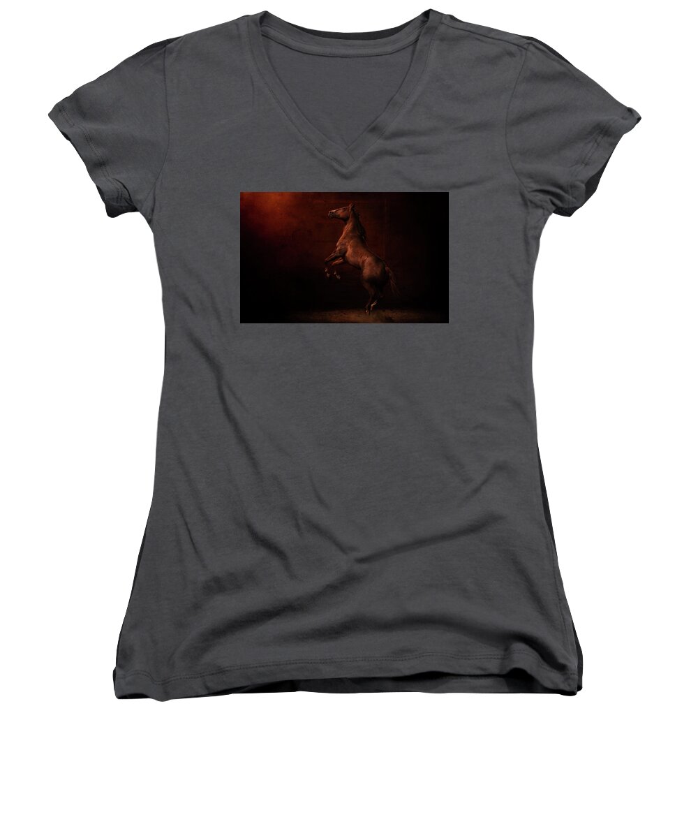 Horse Women's V-Neck featuring the photograph Hope by Ryan Courson