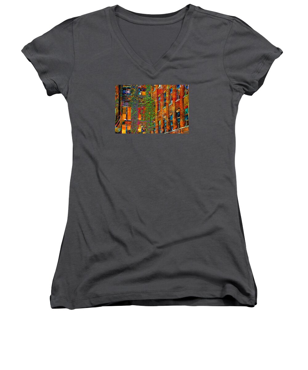 Walls Women's V-Neck featuring the photograph Ivy by Ricardo Dominguez