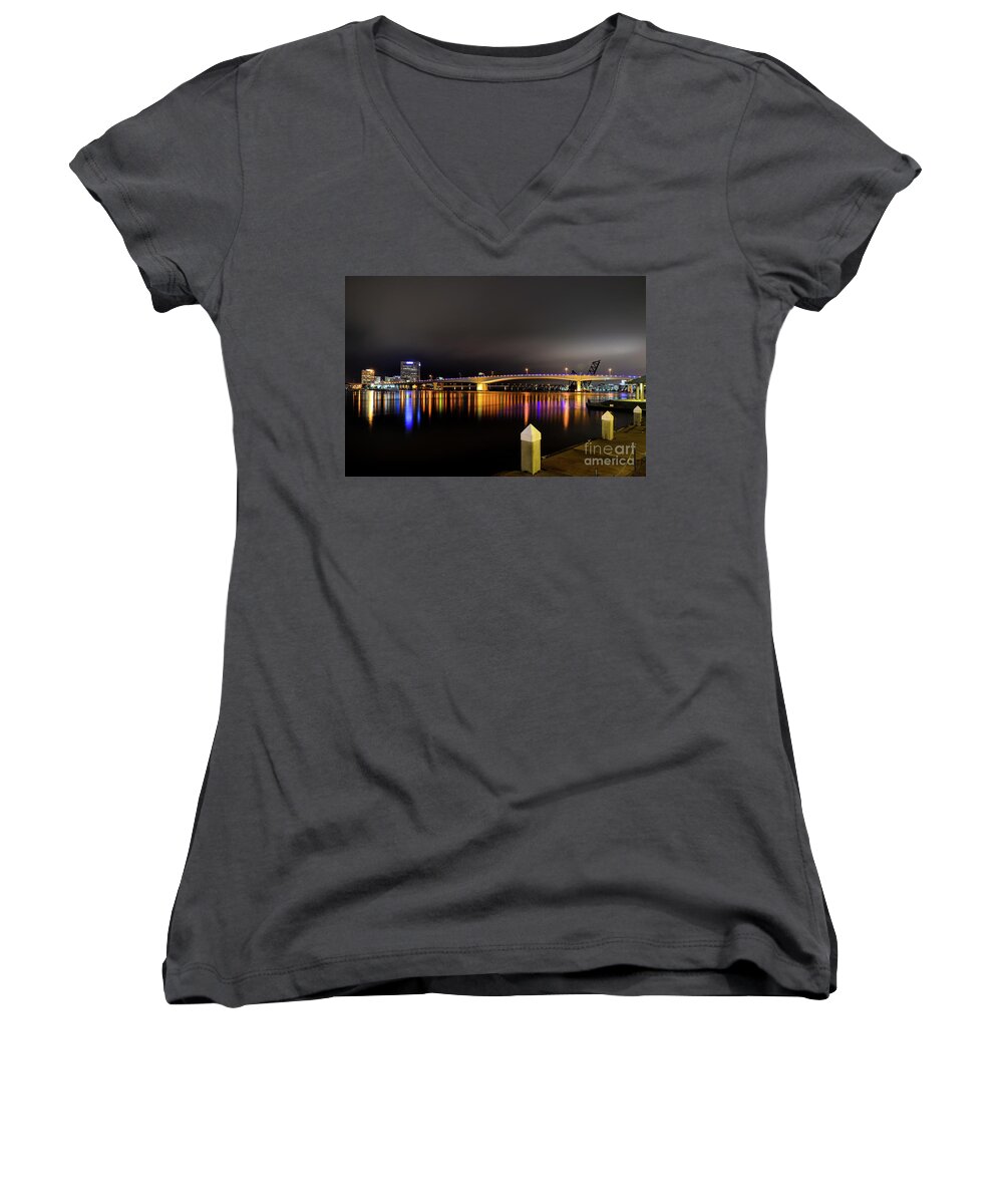 Downtown Women's V-Neck featuring the photograph Jacksonville night sky by Paul Quinn