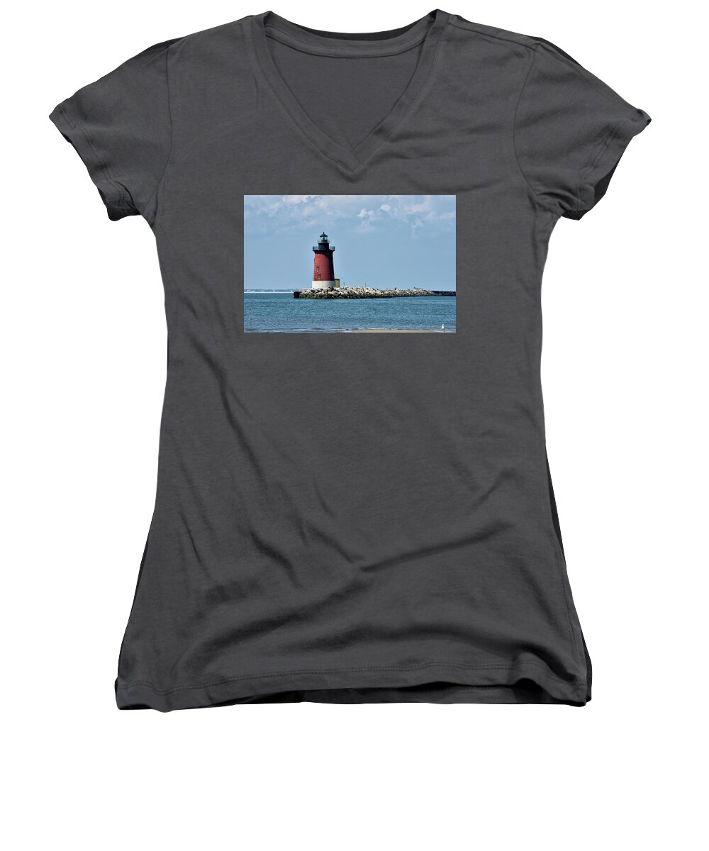 Delaware Breakwater Lighthouse Women's V-Neck featuring the photograph Delaware Breakwater East End Lighthouse - Lewes Delaware by Brendan Reals
