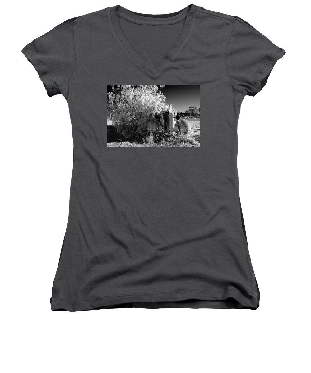 Broken Hill Nsw New South Wales Australian Old Car Pepper Tree Monochrome Mono B&w Black And White Women's V-Neck featuring the photograph Long Term Parking by Bill Robinson