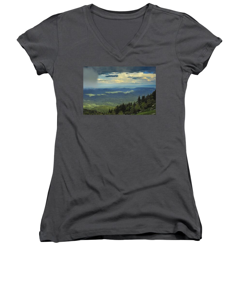 Grandfather Mountain Women's V-Neck featuring the photograph Looking Over the Valley by Joye Ardyn Durham