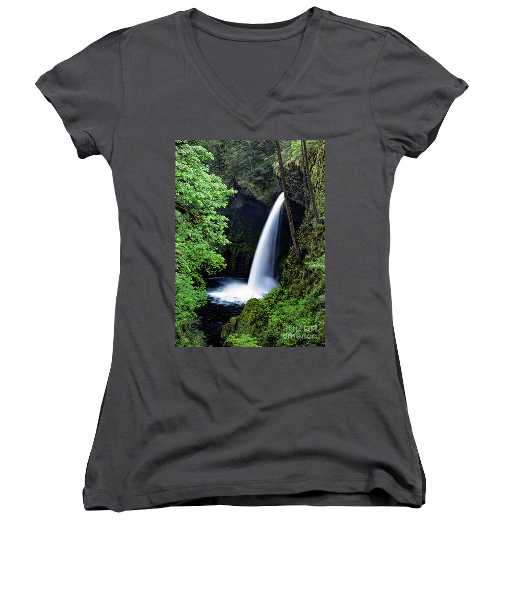 Columbia Gorge Women's V-Neck featuring the photograph Metlako Falls Waterfall Art by Kaylyn Franks by Kaylyn Franks