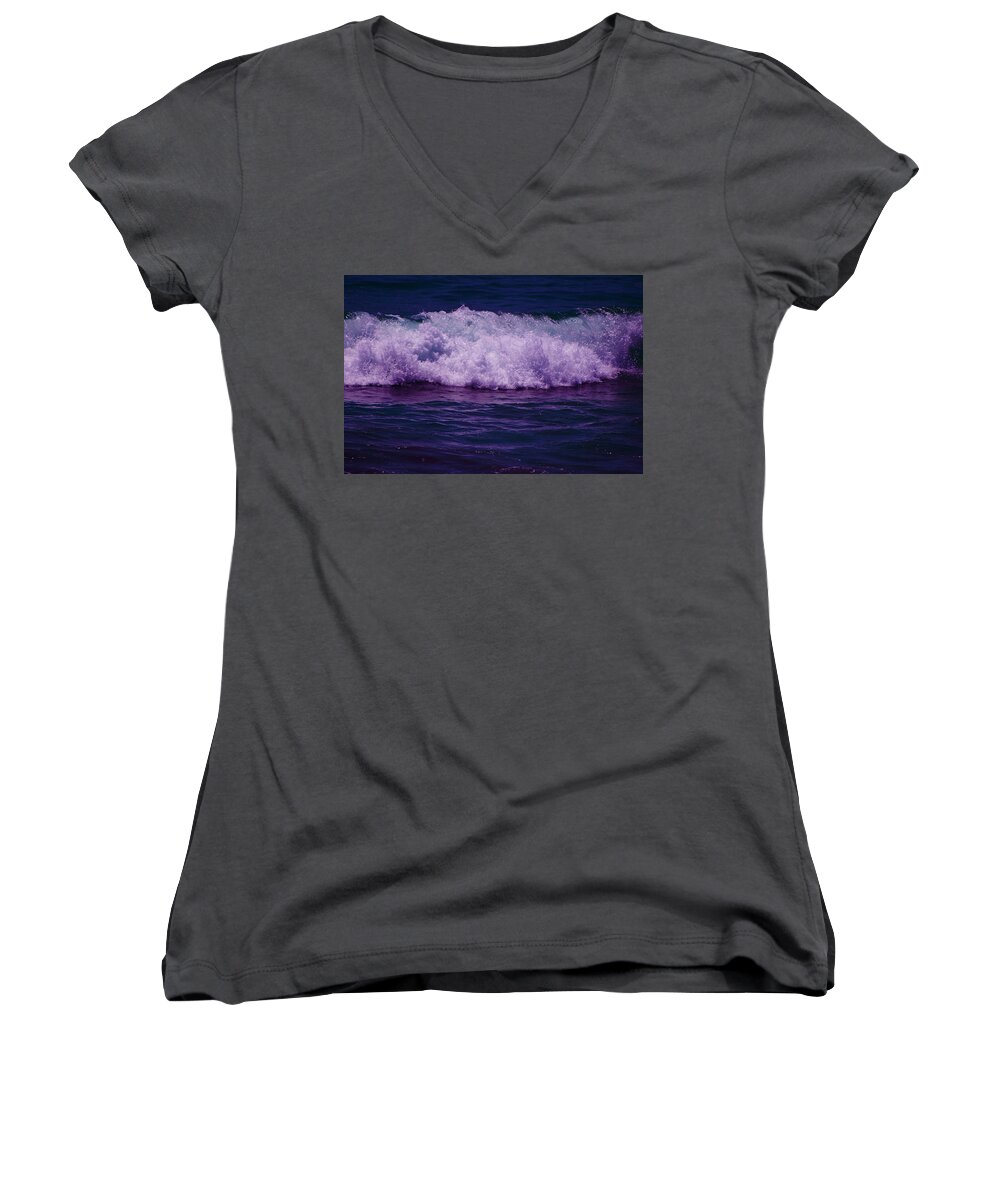 Ultra Violet Women's V-Neck featuring the photograph Midnight Ocean Wave in Ultra Violet by Colleen Cornelius