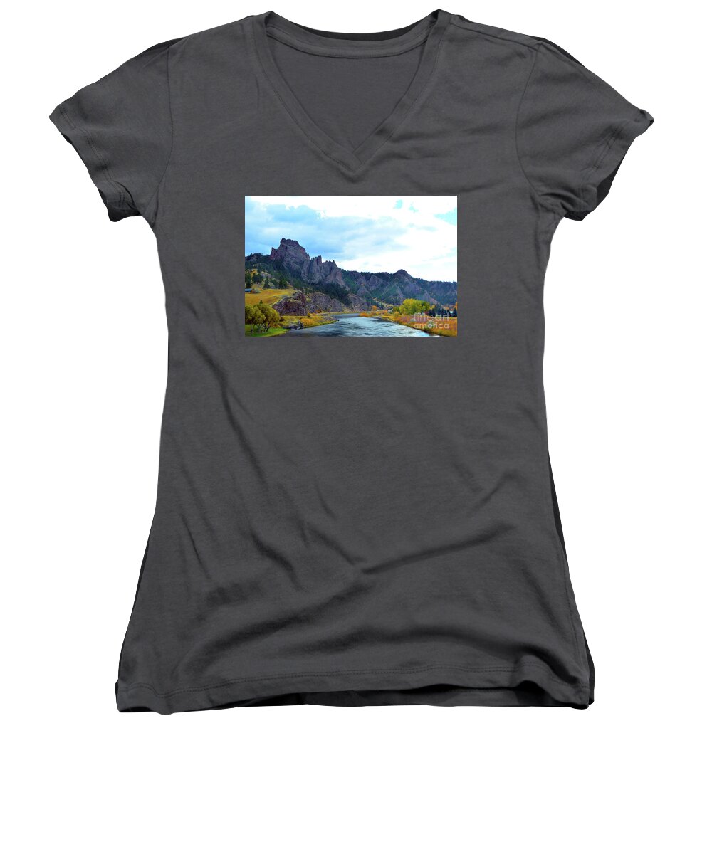 Sky Women's V-Neck featuring the photograph Missouri River Colors by Brian O'Kelly