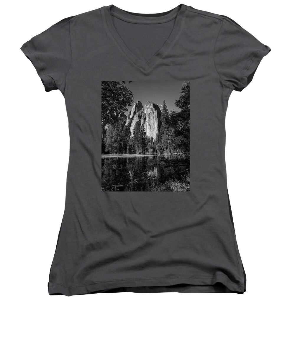 Yosemite Women's V-Neck featuring the photograph Monolith by Ryan Weddle