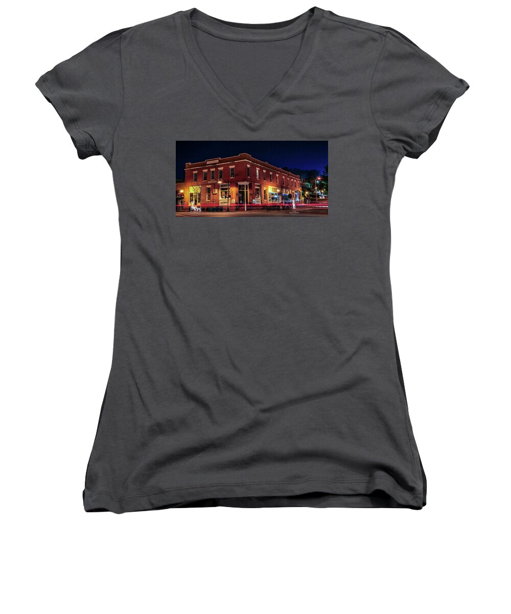 Old Hotel Women's V-Neck featuring the photograph Old Hotel Holidays by Dale R Carlson