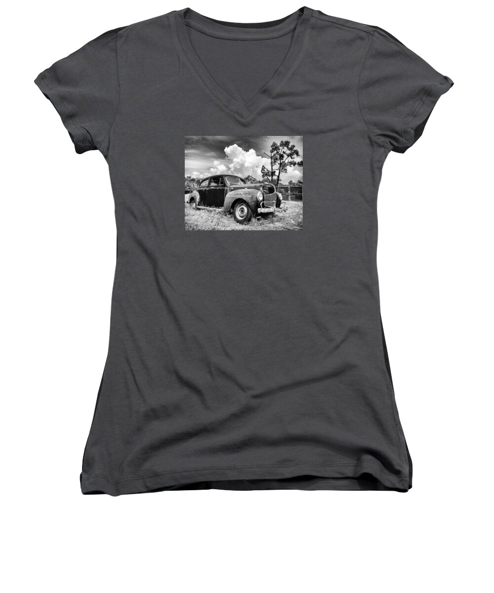 Dodge Women's V-Neck featuring the photograph Pirate Dodge by Alan Raasch