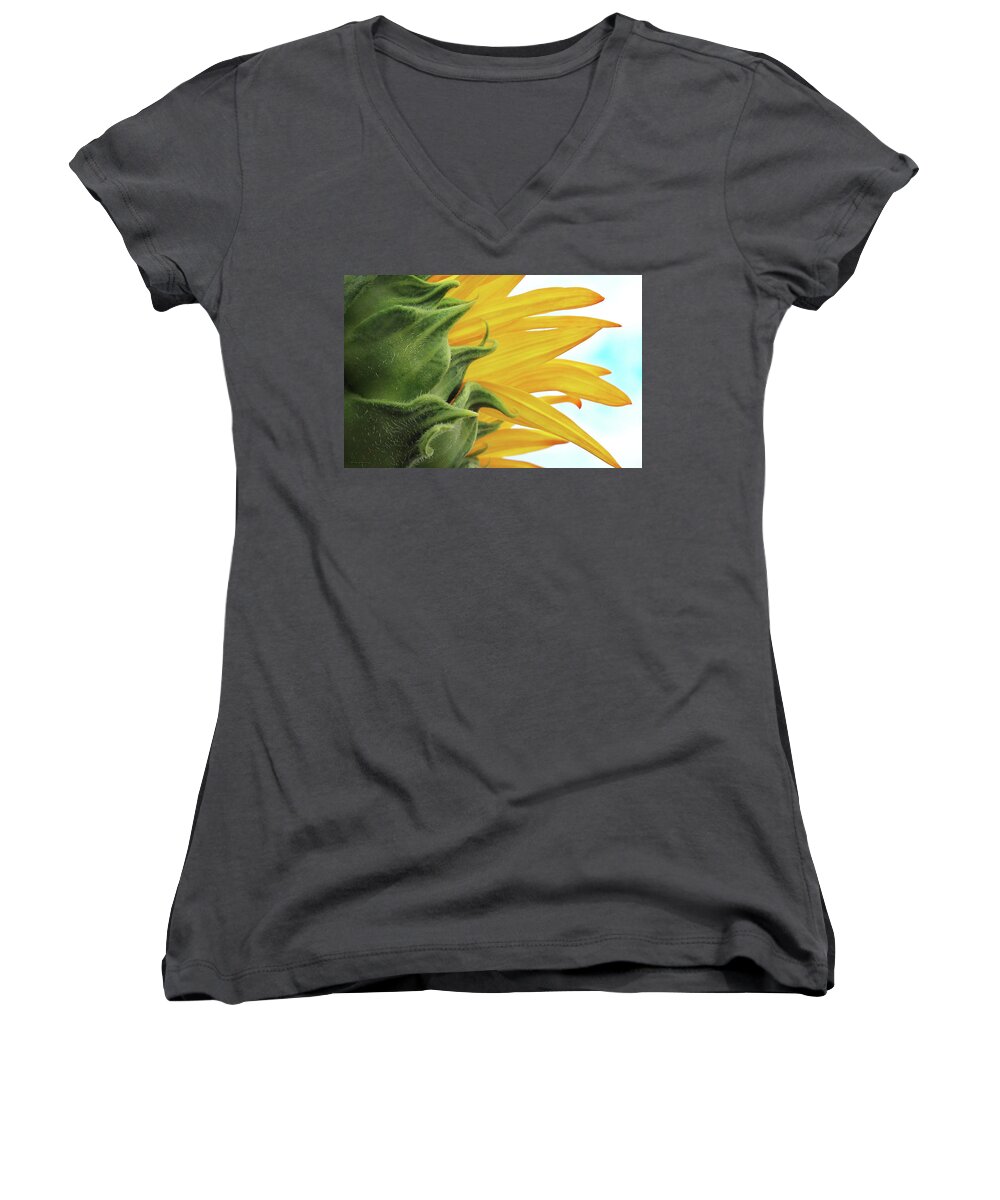 Reaching Women's V-Neck featuring the photograph Reaching For The Sky by Brian Gustafson