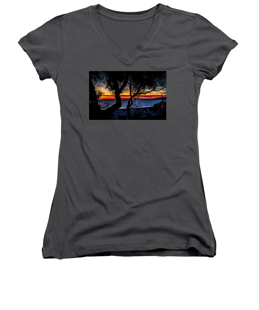 Sunset Silhouettes Women's V-Neck featuring the photograph Silhouettes And Red Ribbons Across The Bay by Gene Parks