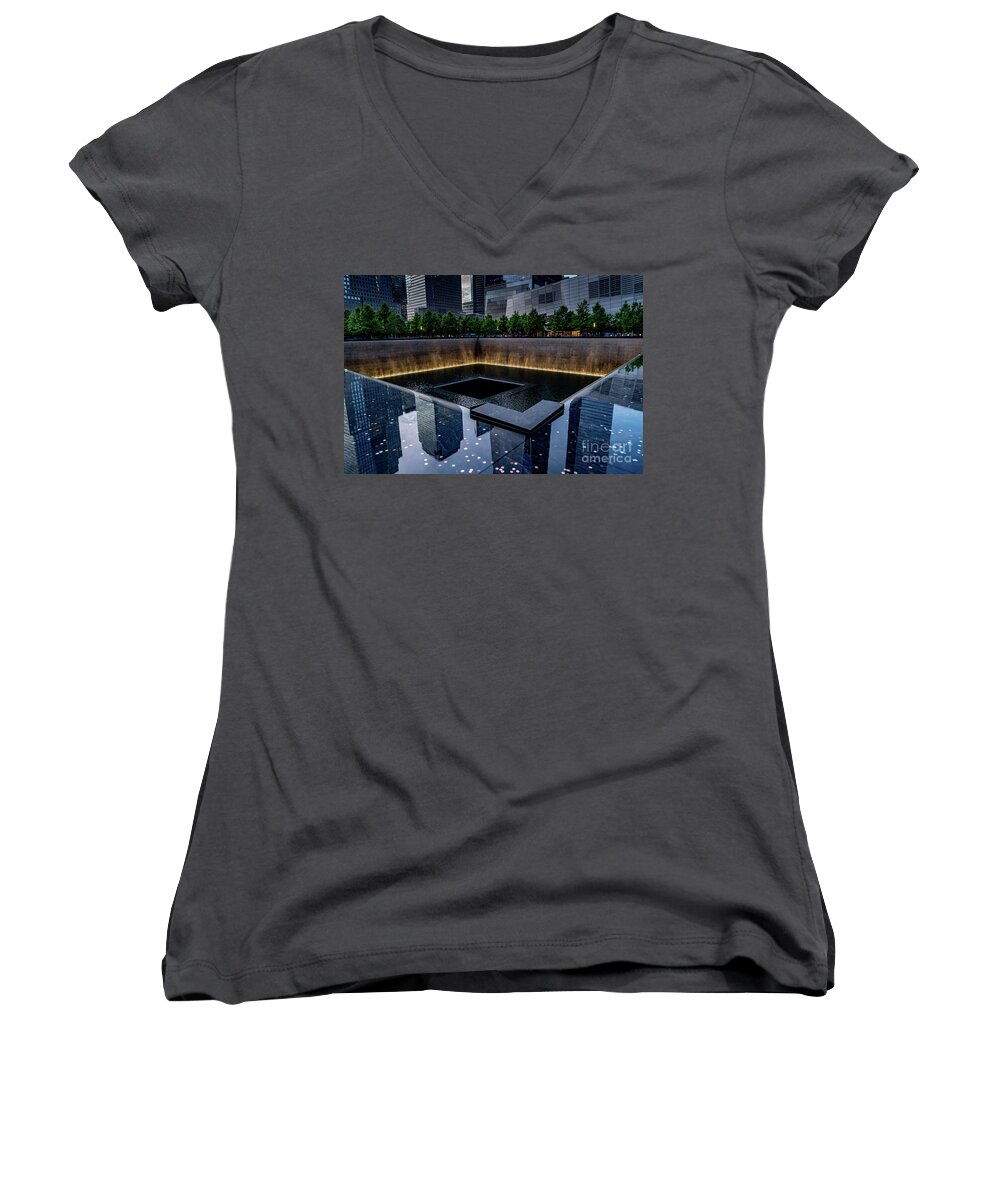 Nyc Women's V-Neck featuring the photograph Reflection Pool by Sue Karski