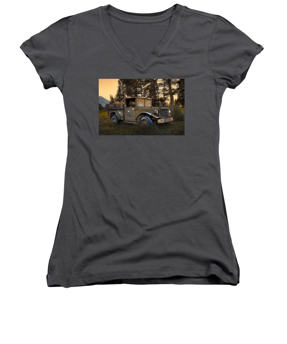 Rockies Women's V-Neck featuring the photograph Rockies Transport by Wayne Sherriff