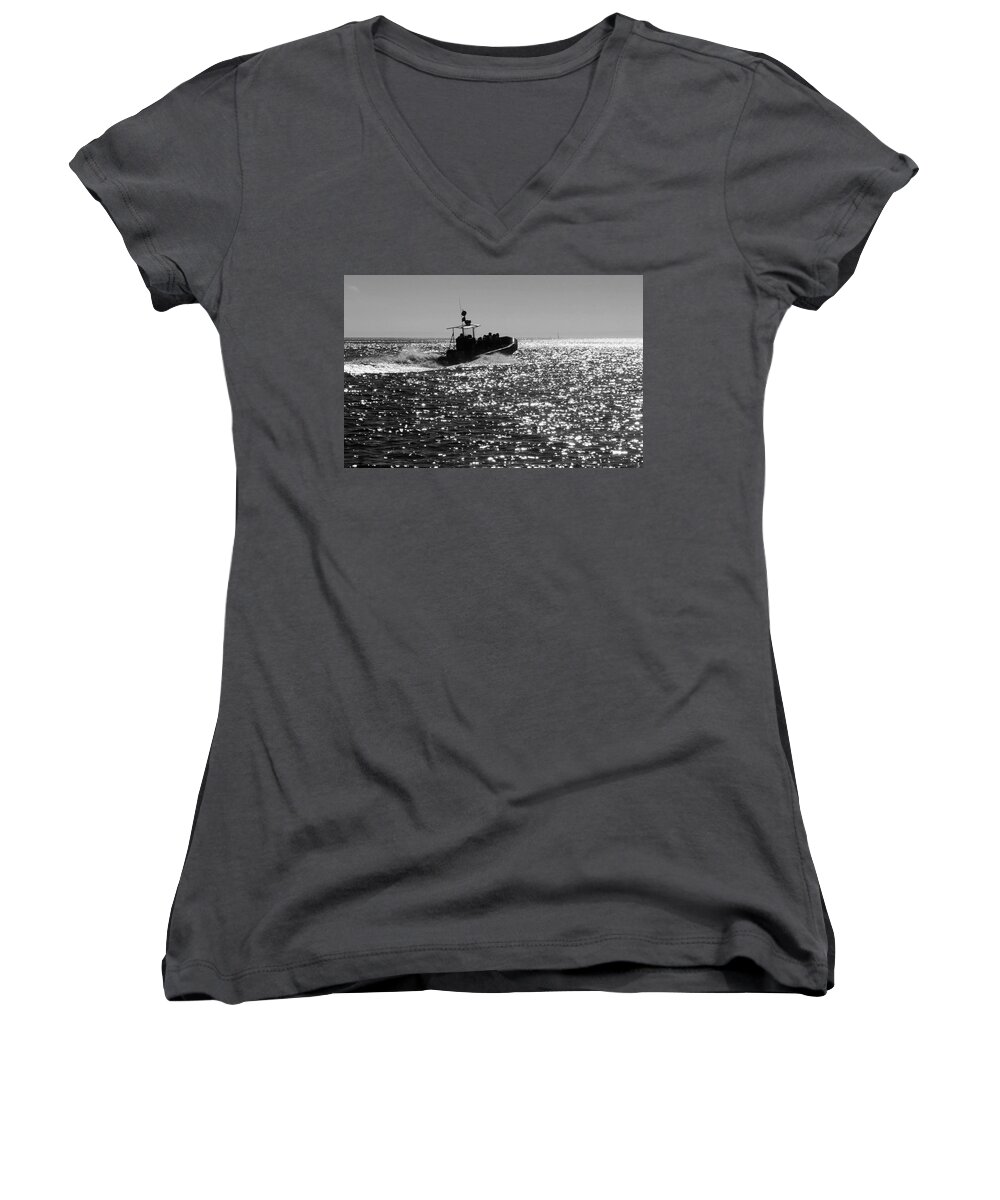 B&w Women's V-Neck featuring the photograph Search for Whales by Susan Lafleur